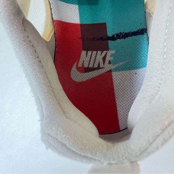 Nike Air Max 270 React Light Beige Chalk Unisex Athletic Shoe Men 8.5/Women 10 - Picture 7 of 15